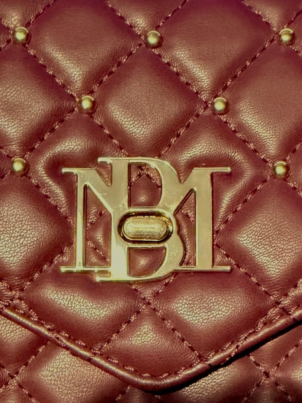 Badgley Mischka Diamond Quilted Burgundy/Plum Envelope Bag - Picture 4 of 7